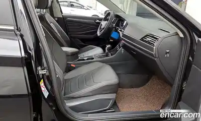 Volkswagen Jetta 2023 1.5 Автомат в Москве № 198955, миниатюра 7