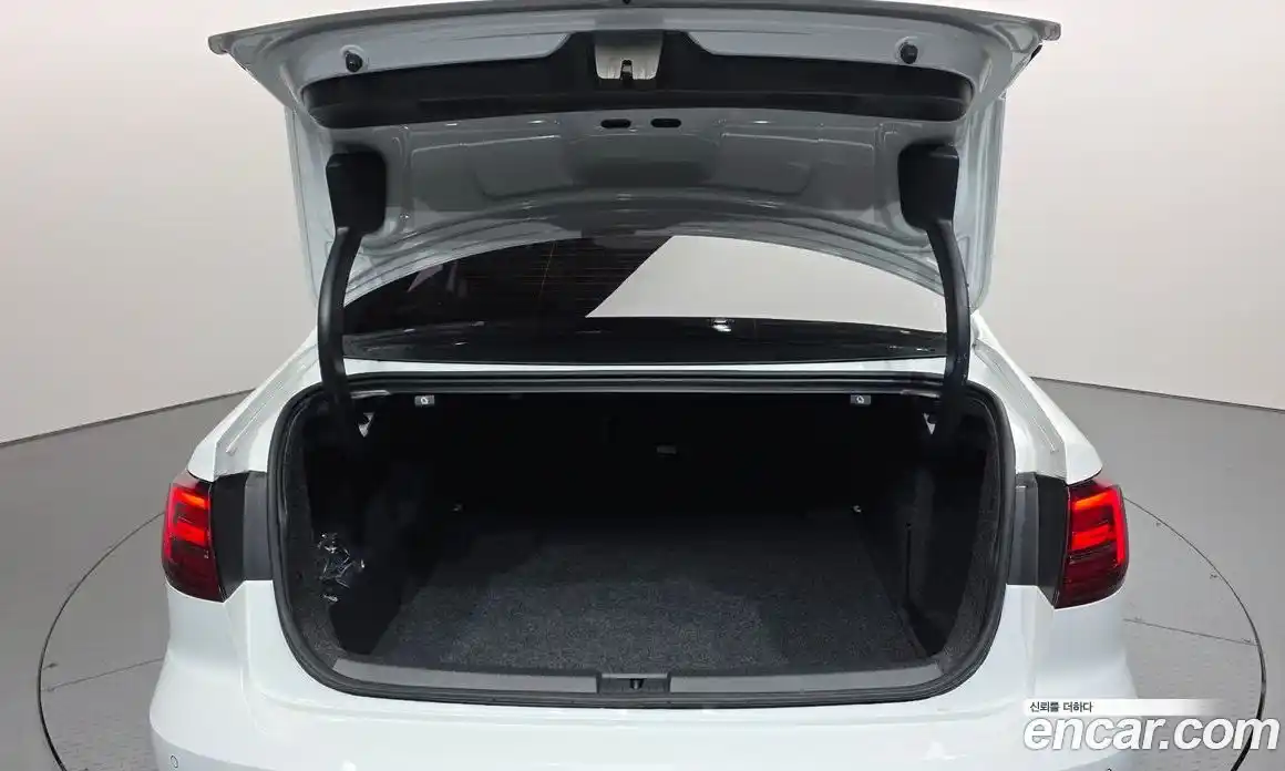 Volkswagen Jetta 2015 2.0 Автомат в Москве № 199214, фото 20