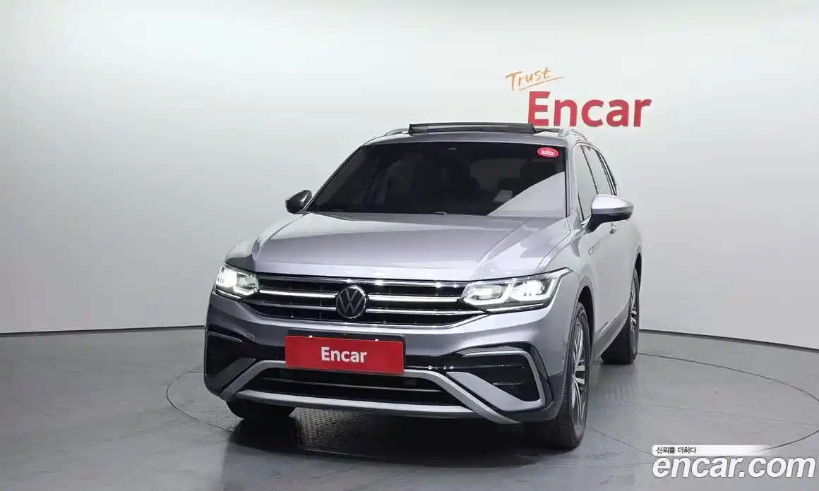 Volkswagen Tiguan 2022 2.0 Автомат в Москве № 199245, фото 5