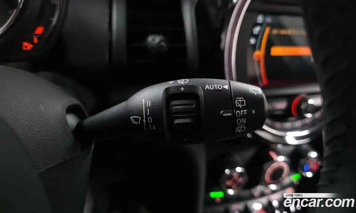 Mini Cooper 2021 1.5 Автомат в Москве № 204858, фото 15