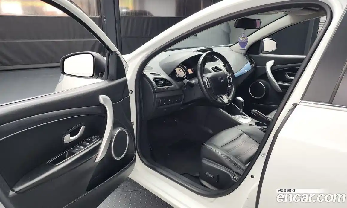 Renault SM3 2015 Автомат в Москве № 205613, фото 16