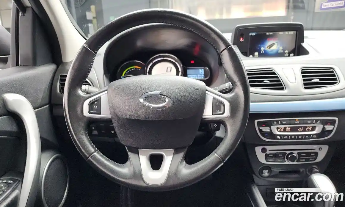 Renault SM3 2015 Автомат в Москве № 205613, фото 19