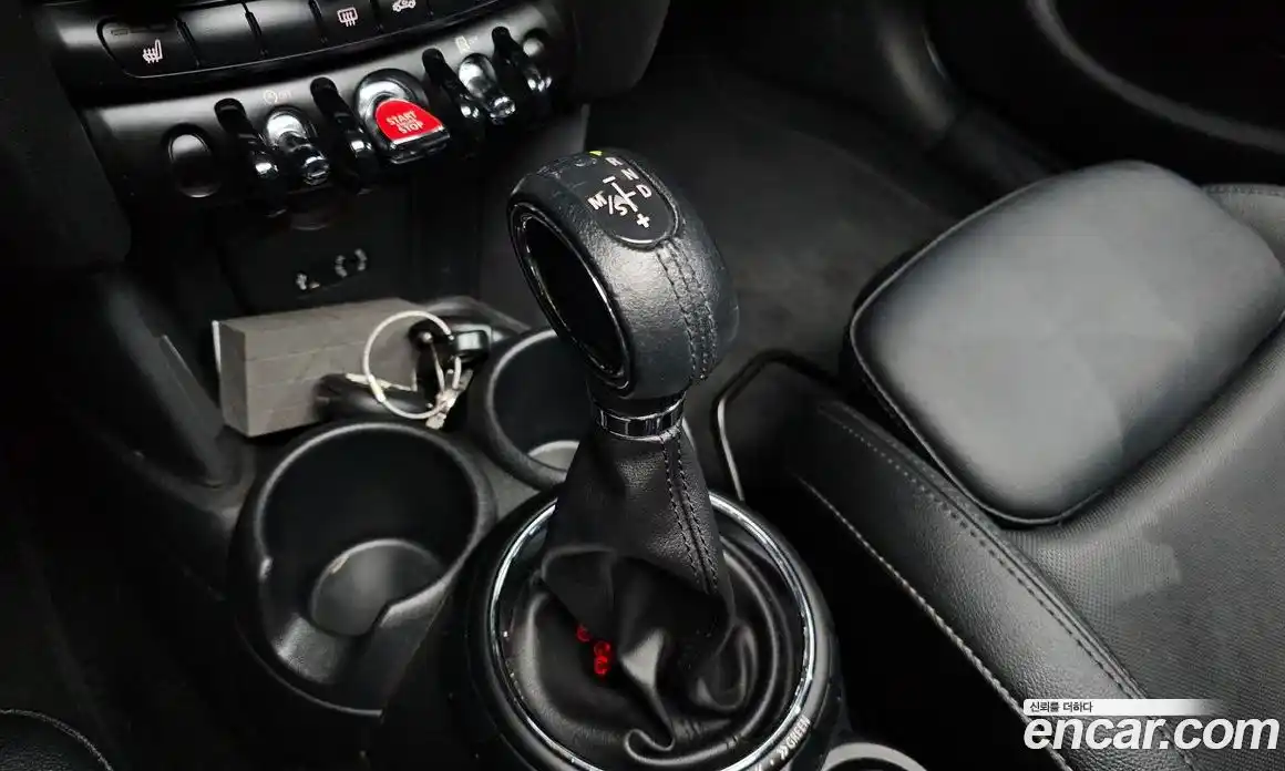 Mini Cooper 2016 1.5 Автомат в Москве № 210126, фото 16