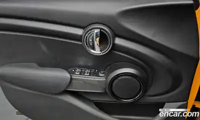 Mini Cooper 2016 1.5 Автомат в Москве № 210126, миниатюра 6