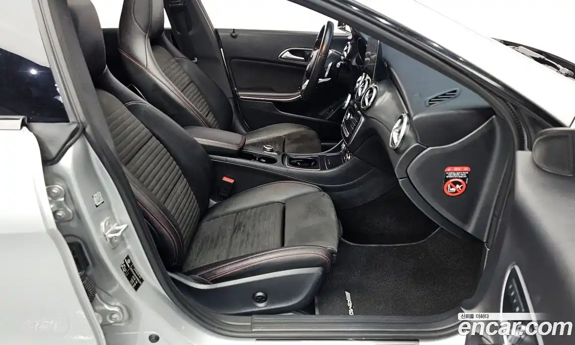 Mercedes-Benz CLA-Class 2017 2.0 Автомат в Москве № 212169, фото 11