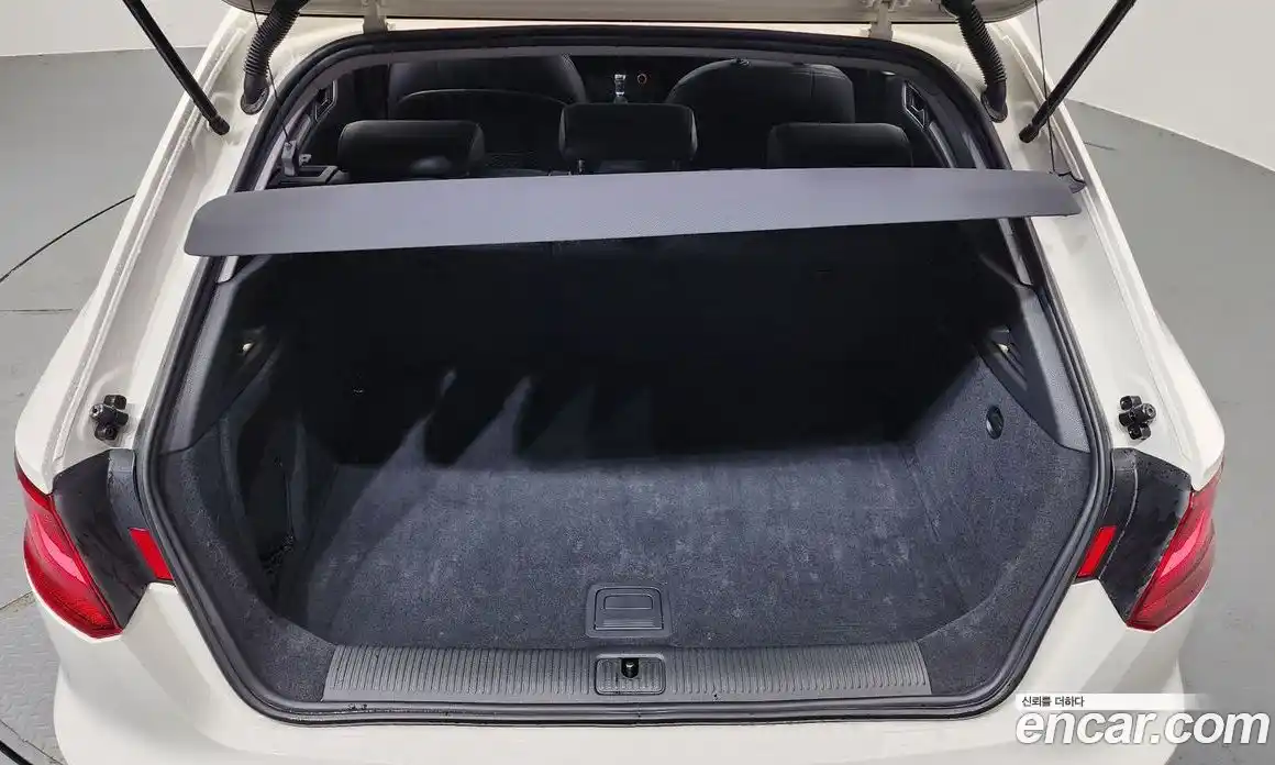 Audi A3 2015 1.6 Автомат в Москве № 212493, фото 20