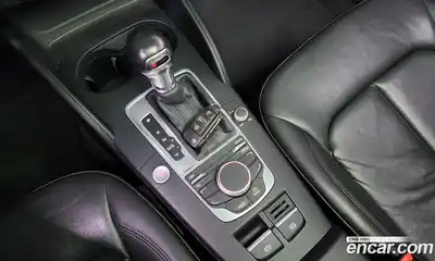 Audi A3 2015 1.6 Автомат в Москве № 212493, миниатюра 9