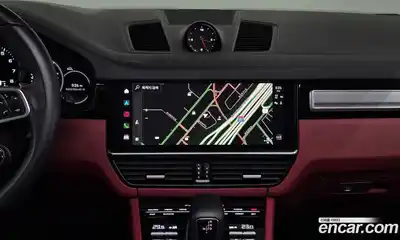 Porsche Cayenne 2023 3.0 Автомат в Москве № 213143, миниатюра 4