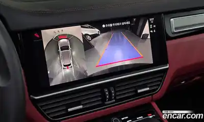 Porsche Cayenne 2023 3.0 Автомат в Москве № 213143, миниатюра 8