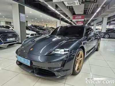 Porsche Taycan 2022 Автомат в Москве № 213153, миниатюра 2