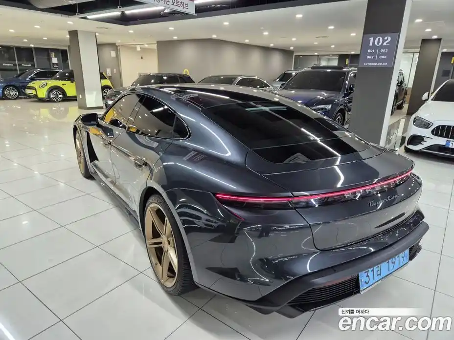 Porsche Taycan 2022 Автомат в Москве № 213153, фото 4