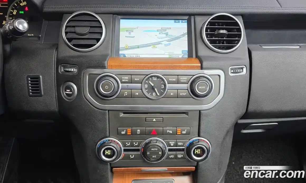 Land Rover Discovery 2016 3.0 Автомат в Москве № 213570, фото 15