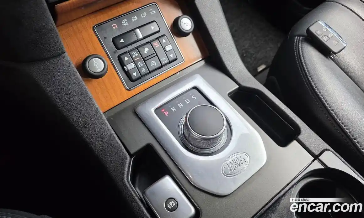 Land Rover Discovery 2016 3.0 Автомат в Москве № 213570, фото 19