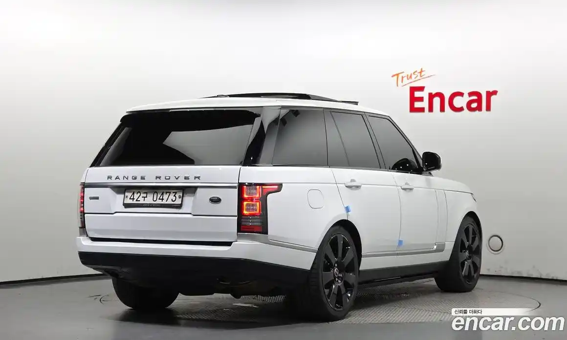 Land Rover Range-Rover 2016 4.4 Автомат в Москве № 213592, фото 8