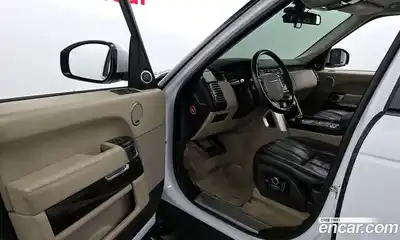 Land Rover Range-Rover 2016 4.4 Автомат в Москве № 213592, миниатюра 9