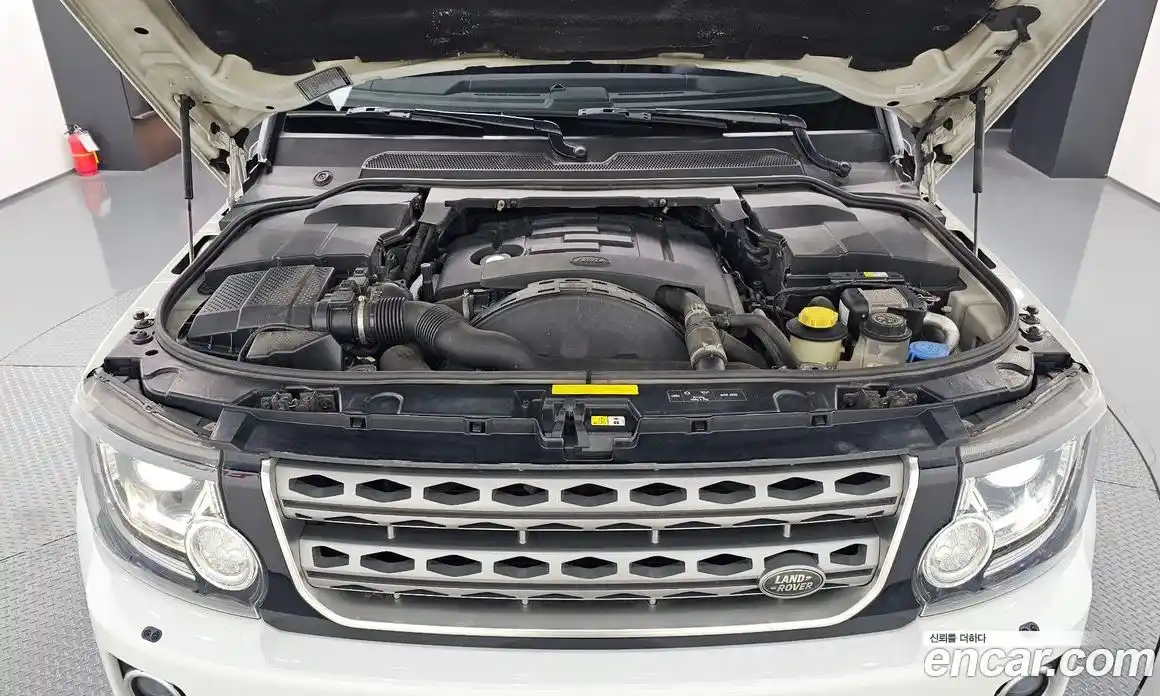 Land Rover Discovery 2015 3.0 Автомат в Москве № 213710, фото 6