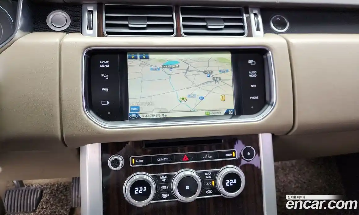 Land Rover Range-Rover 2014 4.4 Автомат в Москве № 213718, фото 15