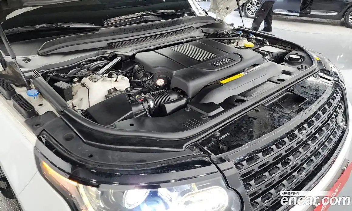 Land Rover Range-Rover 2014 4.4 Автомат в Москве № 213718, фото 6