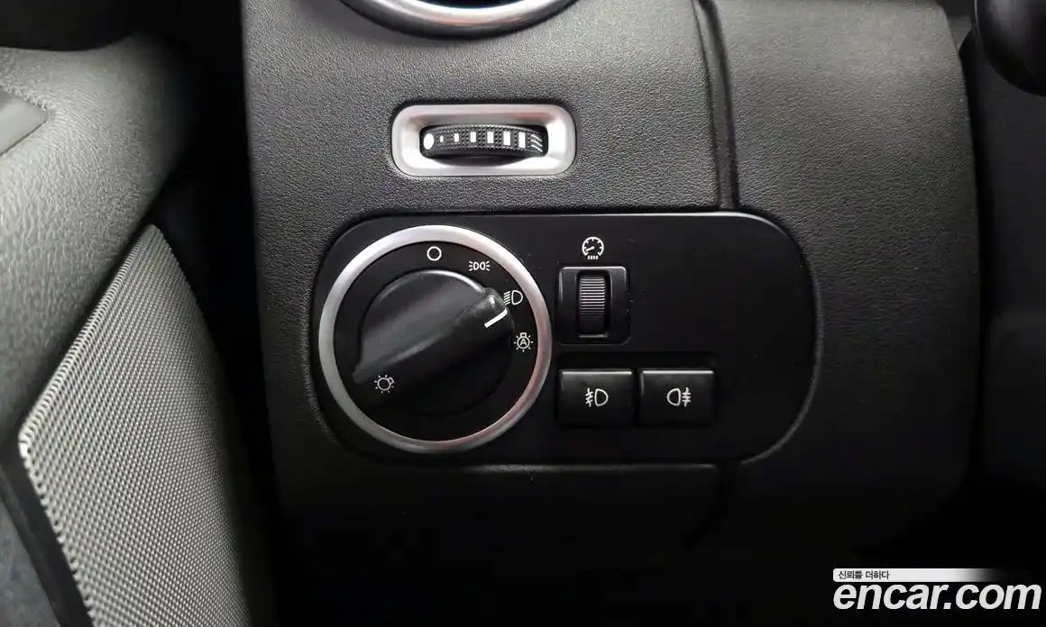 Land Rover Discovery 2015 3.0 Автомат в Москве № 213760, фото 12