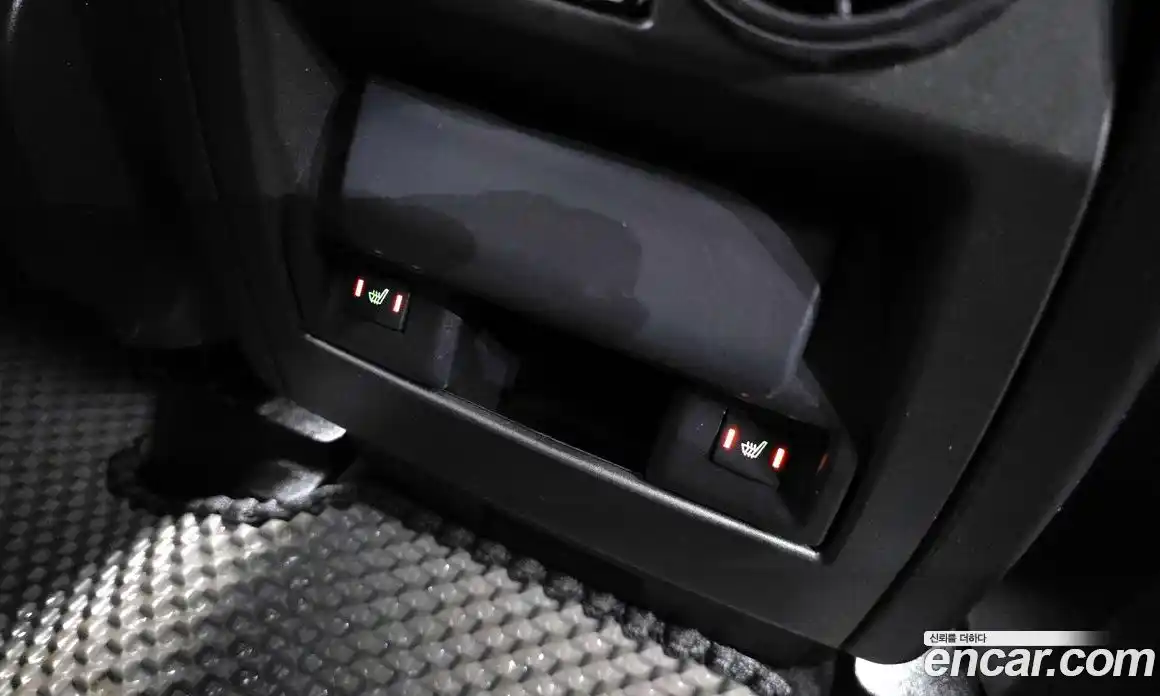 Land Rover Discovery 2015 3.0 Автомат в Москве № 213760, фото 20