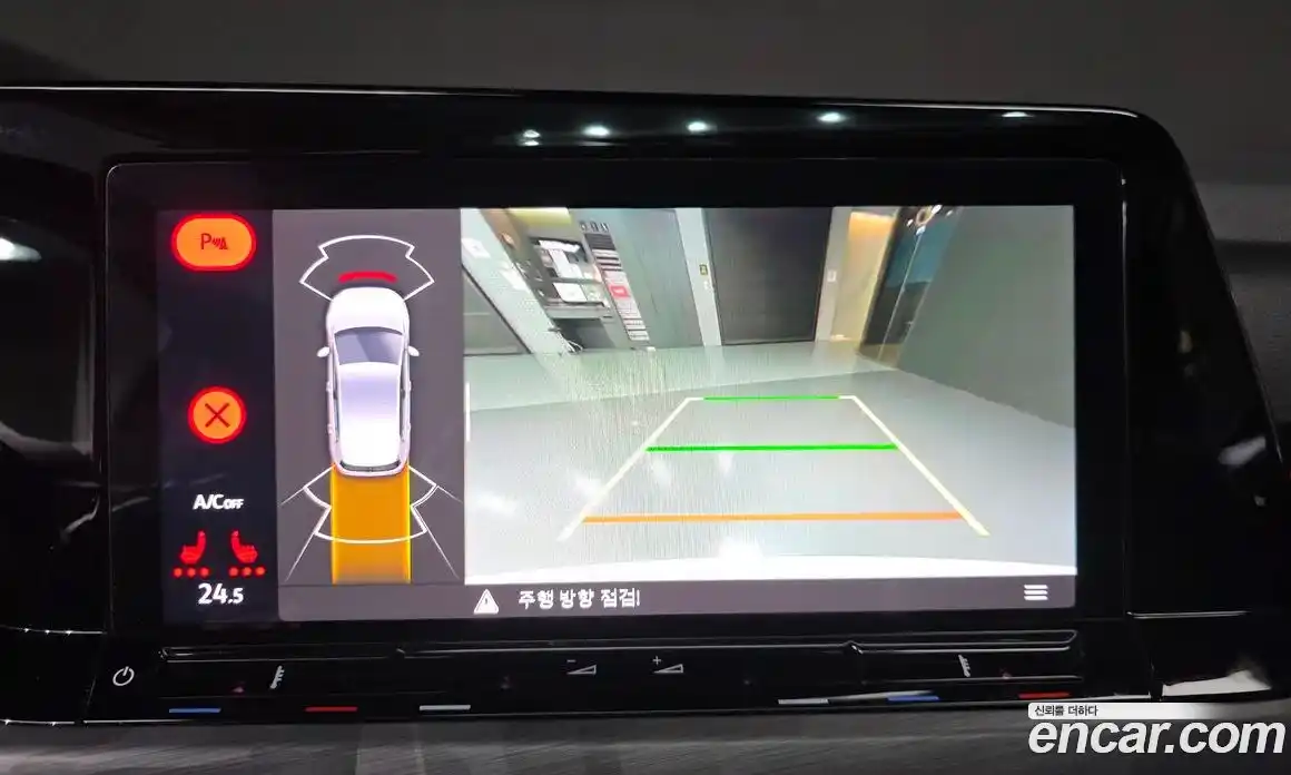 Volkswagen Golf 2023 2.0 Автомат в Москве № 214936, фото 16