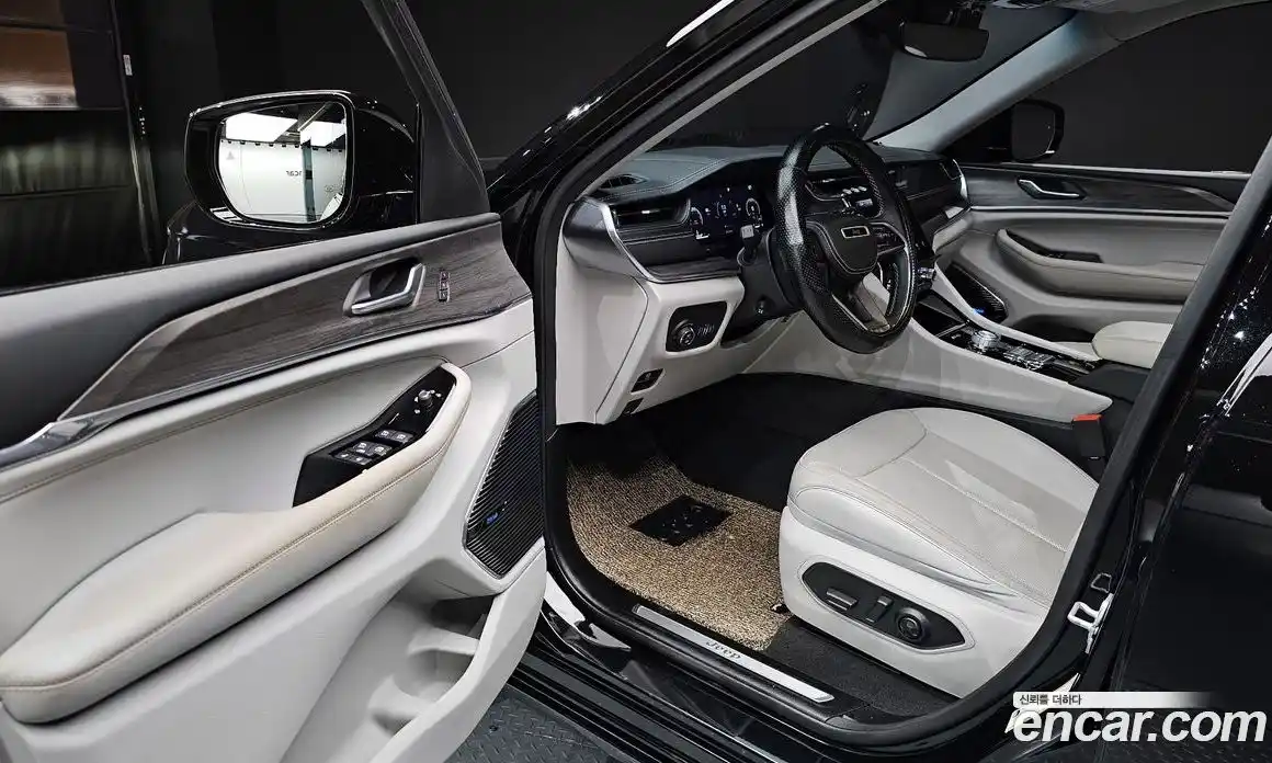 Jeep Cherokee 2021 3.6 Автомат в Москве № 215457, фото 7