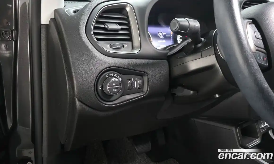 Jeep Renegade 2020 2.4 Автомат в Москве № 215481, фото 3