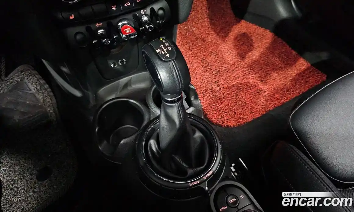 Mini Cooper 2018 1.5 Автомат в Москве № 216992, фото 6