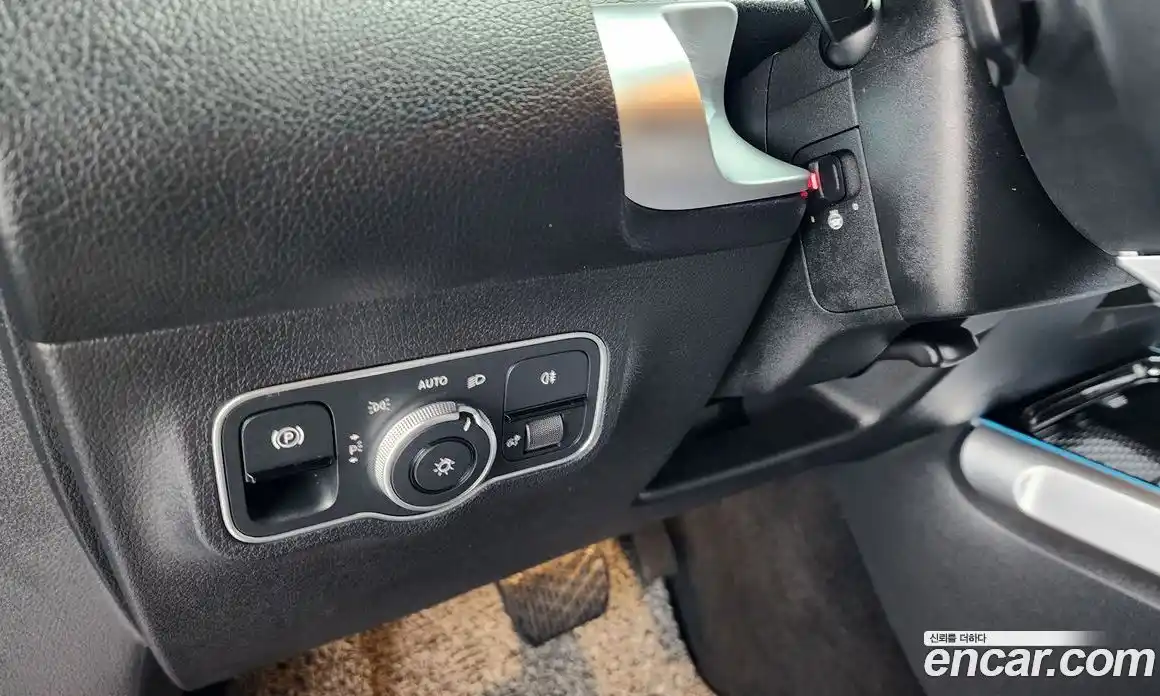 Mercedes-Benz GLB-Class 2024 1.9 Автомат в Москве № 225272, фото 17