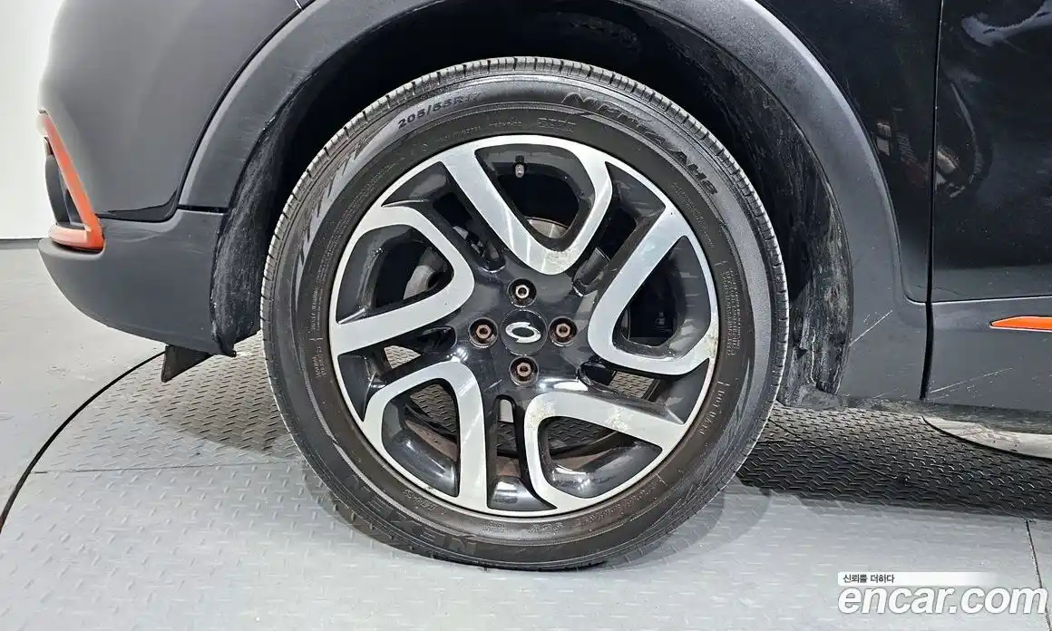 Renault QM3 2015 1.5 Автомат в Москве № 225307, фото 1