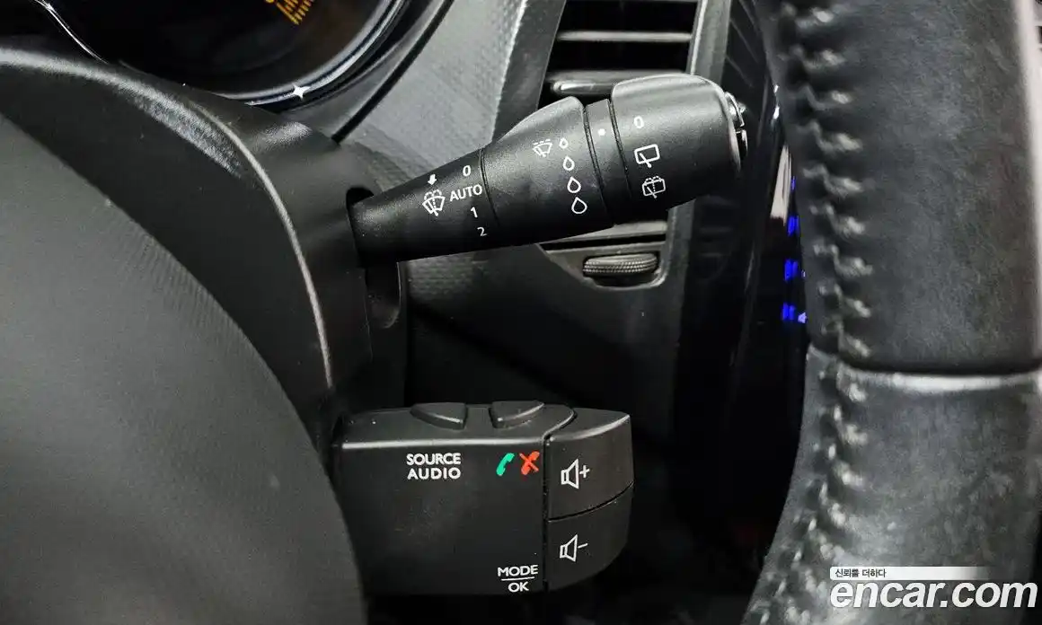 Renault QM3 2015 1.5 Автомат в Москве № 225307, фото 11