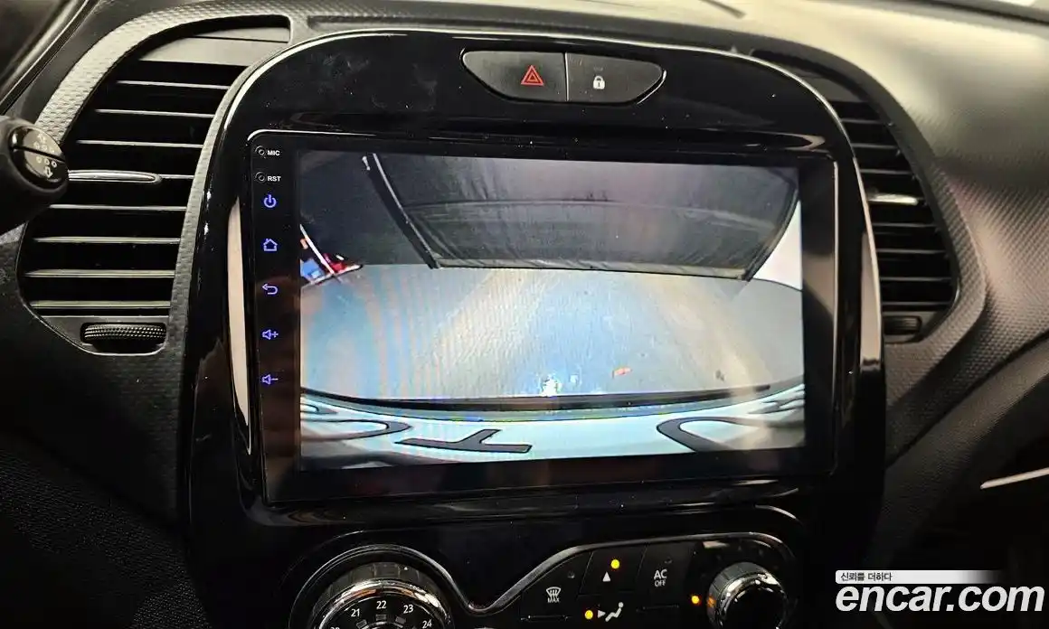 Renault QM3 2015 1.5 Автомат в Москве № 225307, фото 13