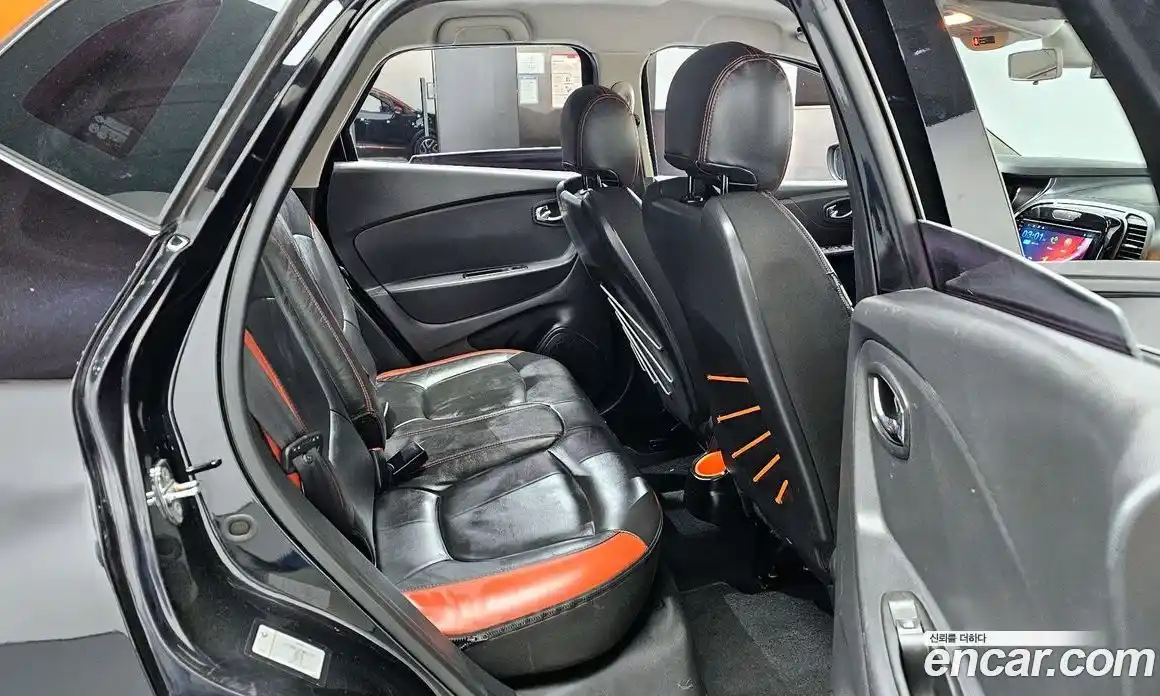 Renault QM3 2015 1.5 Автомат в Москве № 225307, фото 14