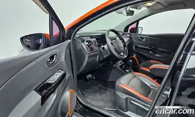 Renault QM3 2015 1.5 Автомат в Москве № 225307, миниатюра 5