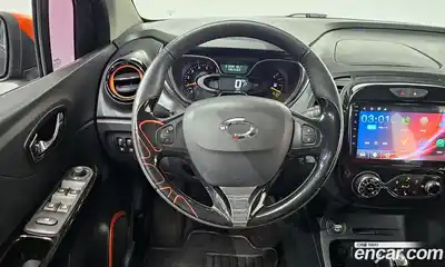 Renault QM3 2015 1.5 Автомат в Москве № 225307, миниатюра 10