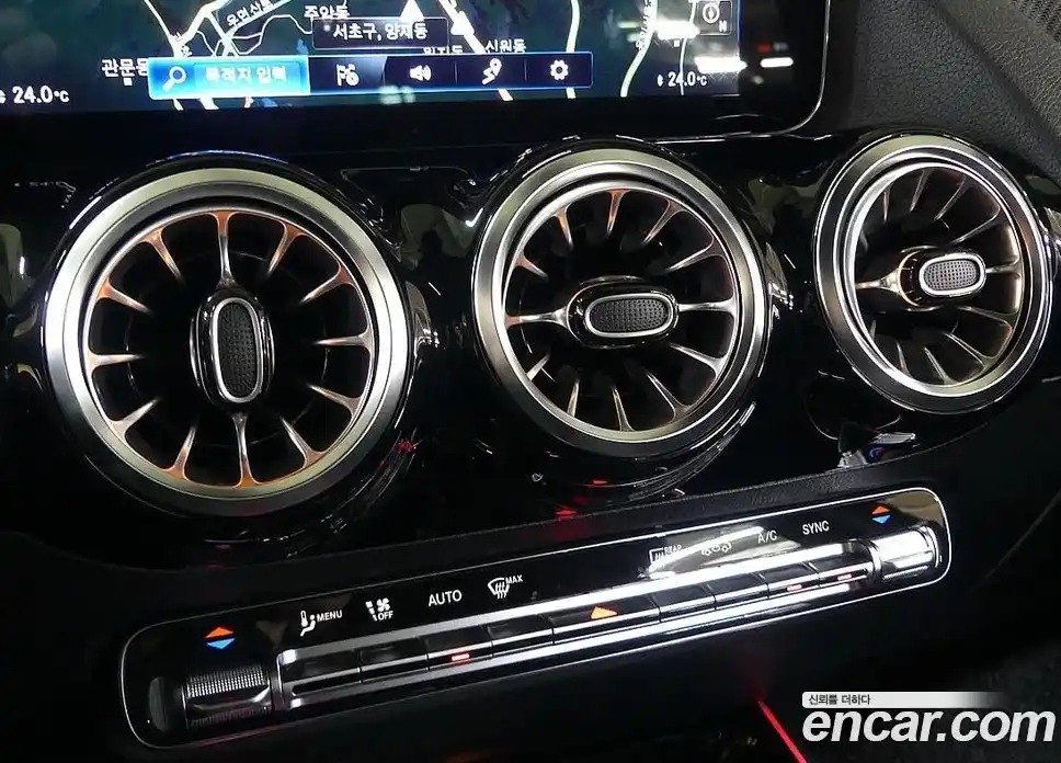 Mercedes-Benz GLA-Class 2022 2.0 Автомат в Москве № 229348, фото 18