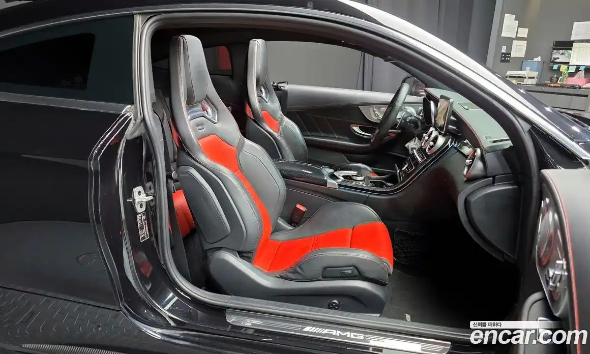 Mercedes-Benz C-Class 2017 4.0 Автомат в Москве № 229607, фото 12