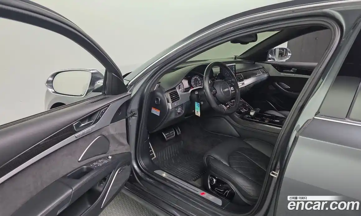 Audi S8 2013 4.0 Автомат в Москве № 230211, фото 4