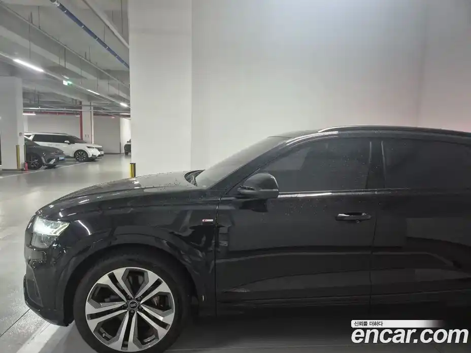 Audi Q8 2023 3.0 Автомат в Москве № 230335, фото 5