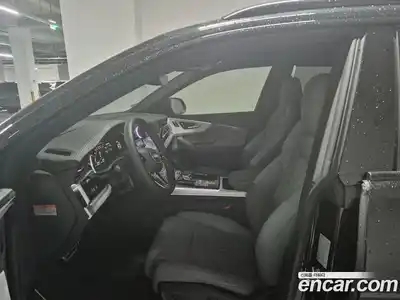 Audi Q8 2023 3.0 Автомат в Москве № 230335, миниатюра 6