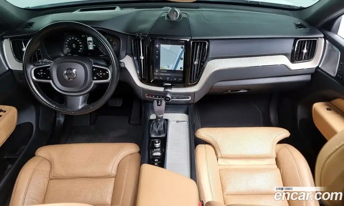 Volvo XC60 2018 2.0 Автомат в Москве № 230621, фото 7