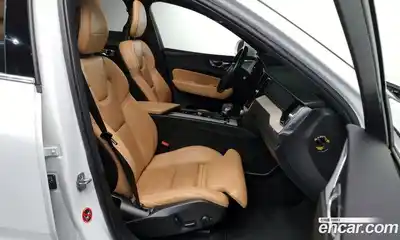 Volvo XC60 2018 2.0 Автомат в Москве № 230621, миниатюра 10