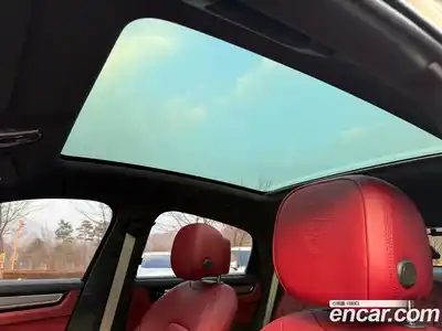 Porsche Cayenne 2023 3.0 Автомат в Москве № 231049, миниатюра 12