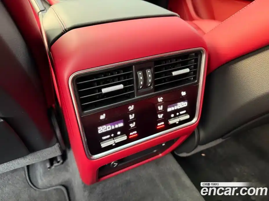 Porsche Cayenne 2023 3.0 Автомат в Москве № 231049, фото 19