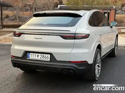 Porsche Cayenne 2023 3.0 Автомат в Москве № 231049, миниатюра 2