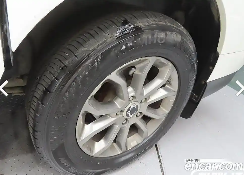 SsangYong Korando 2015 2.0 Автомат в Москве № 23168, фото 4