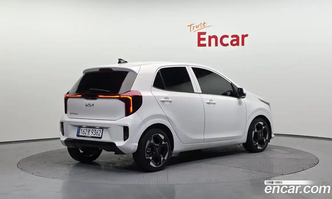 Kia Morning 2024 1.0 Автомат в Москве № 249953, фото 9