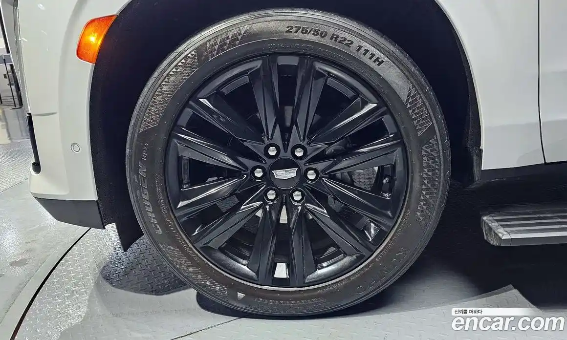 Cadillac Escalade 2021 6.2 Автомат в Москве № 256442, фото 18