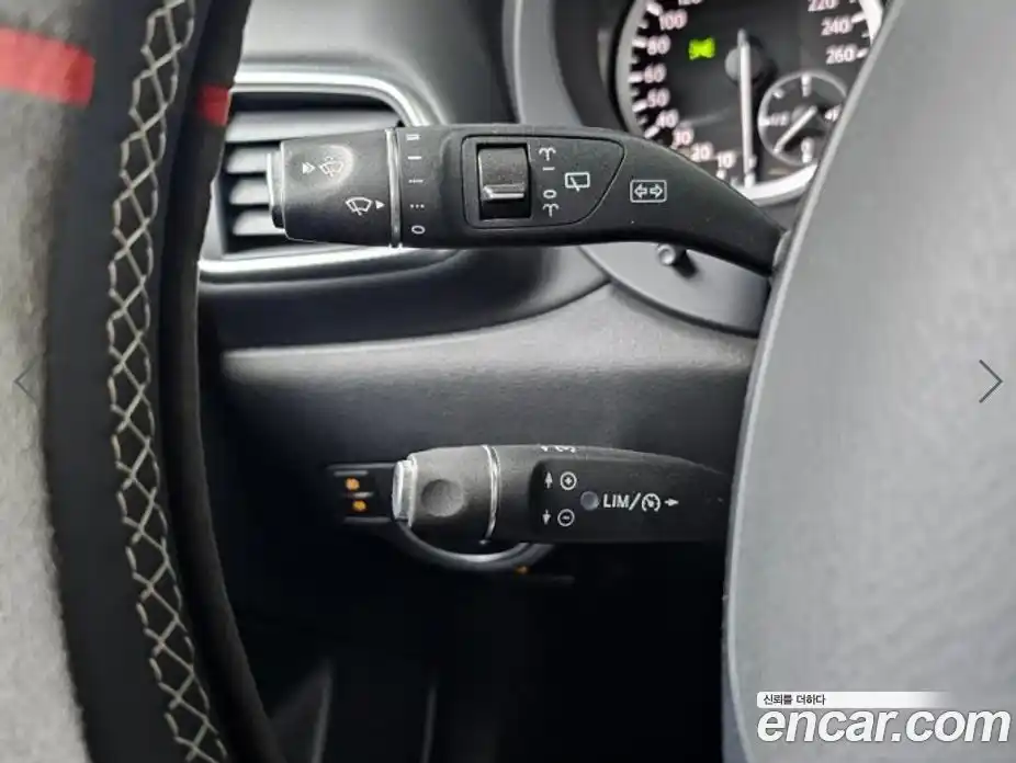 Infiniti Q30 2017 2.0 Автомат в Москве № 258965, фото 18