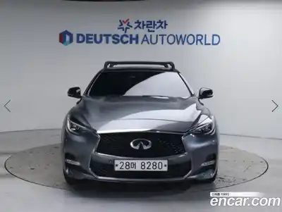 Infiniti Q30 2017 2.0 Автомат в Москве № 258965, миниатюра 3